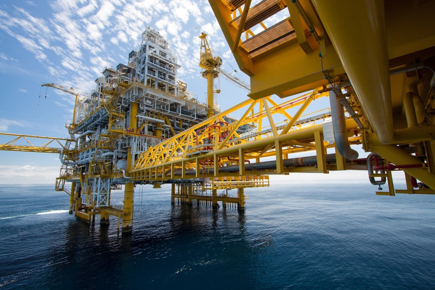 Cranes for Oil and Gas Industries